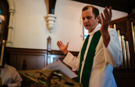 Montreal Diocesan Theological College Montreal Diocesan Theological College